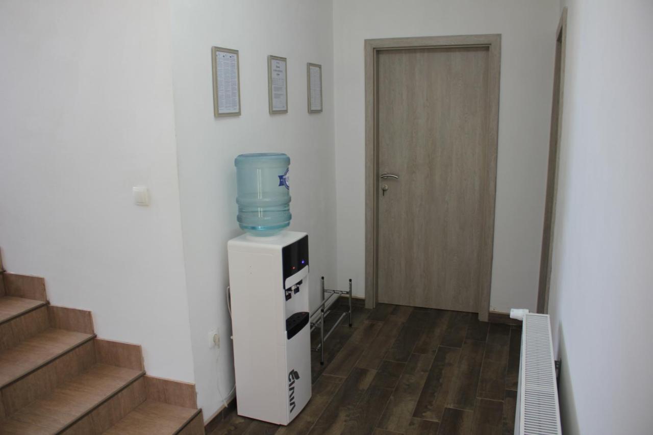 Studio Apartments Adian Кореница Екстериор снимка