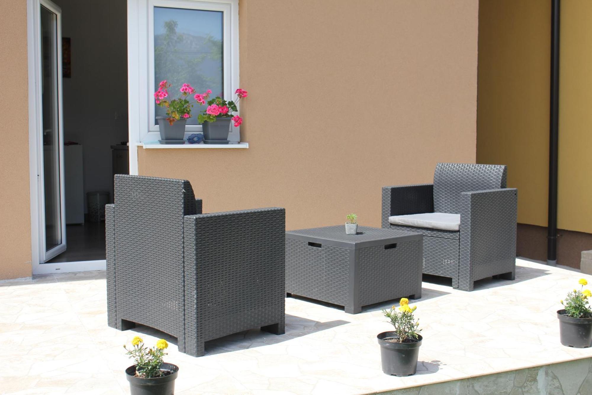 Studio Apartments Adian Кореница Стая снимка